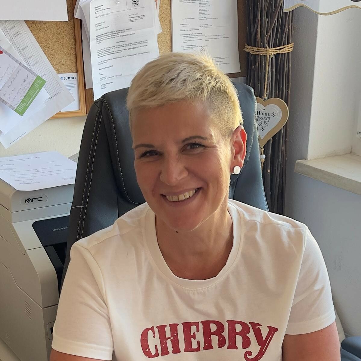 Höfer, stellv. Pflegedienstleiterin Höfer, stellv. Pflegedienstleiterin